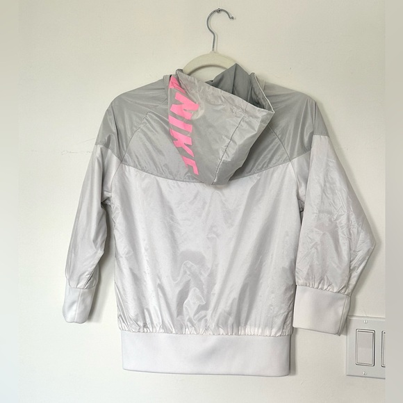 Nike White Grey Pink 3/4 Sleeve Windbreaker - Picture 5 of 10